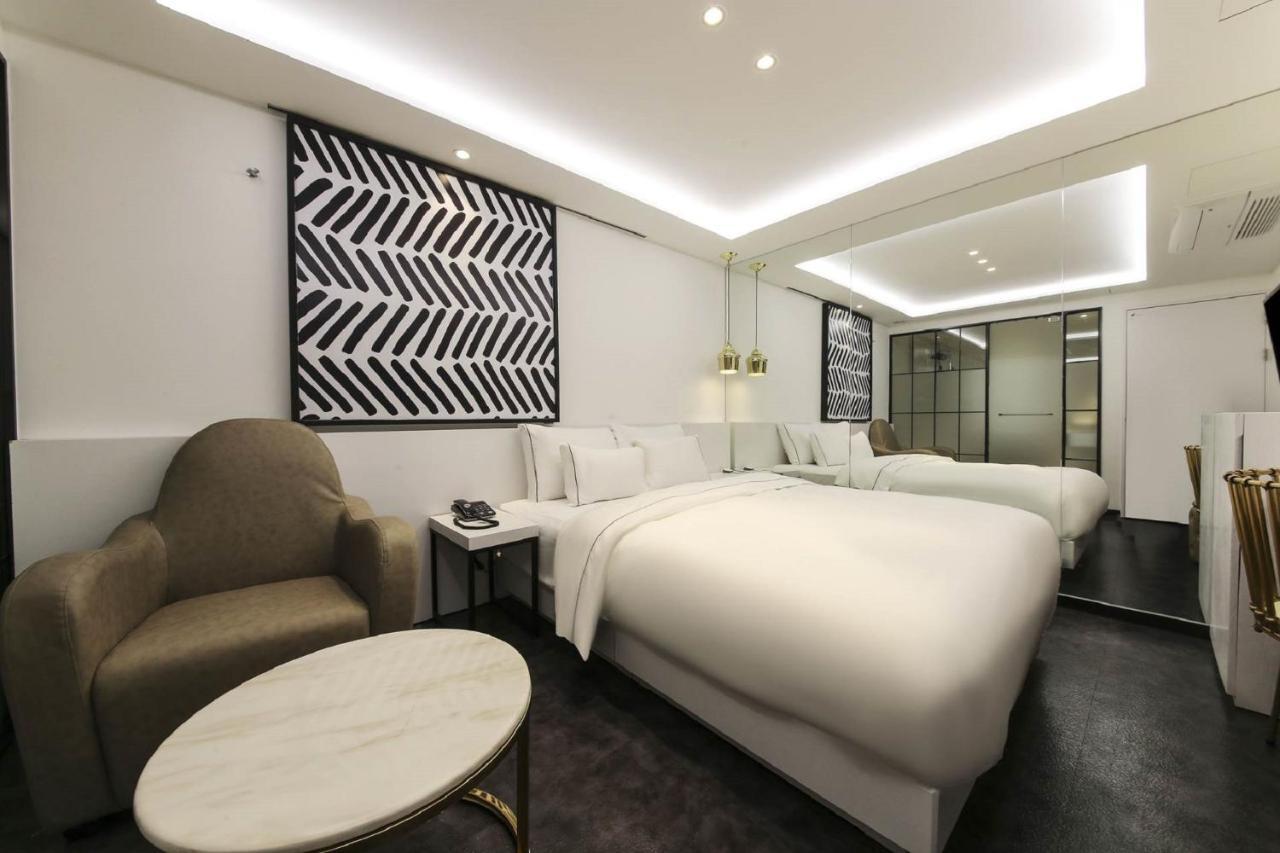 Forestar Hotel Sinchon Seul Exterior foto